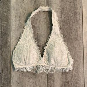 white clasp hollister bralette
